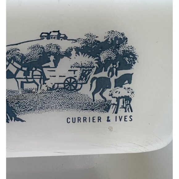 Currier &  Ives Glass Loaf Pan. White/ Blue - Picture 3 of 4